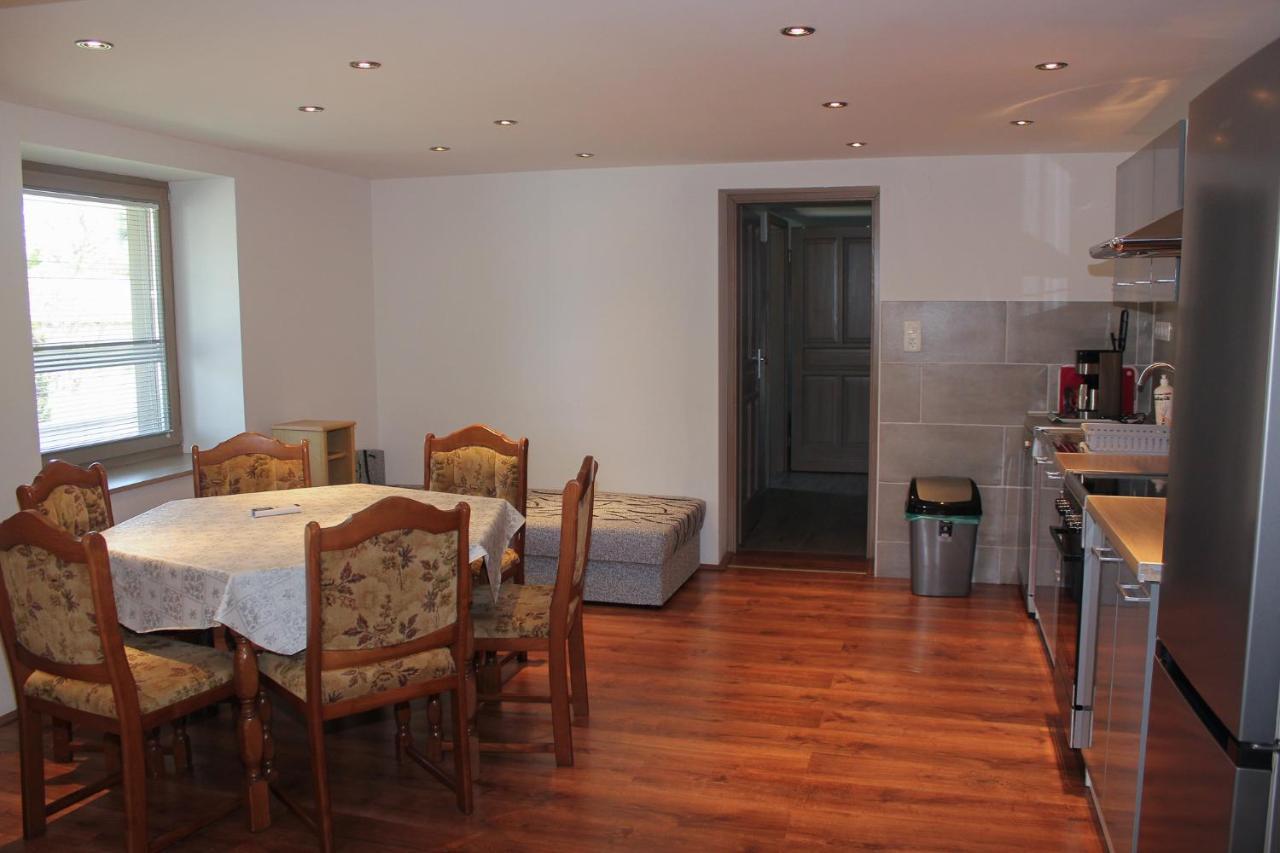 Das Blaue Haus Guesthouse - Kovacshida المظهر الخارجي الصورة